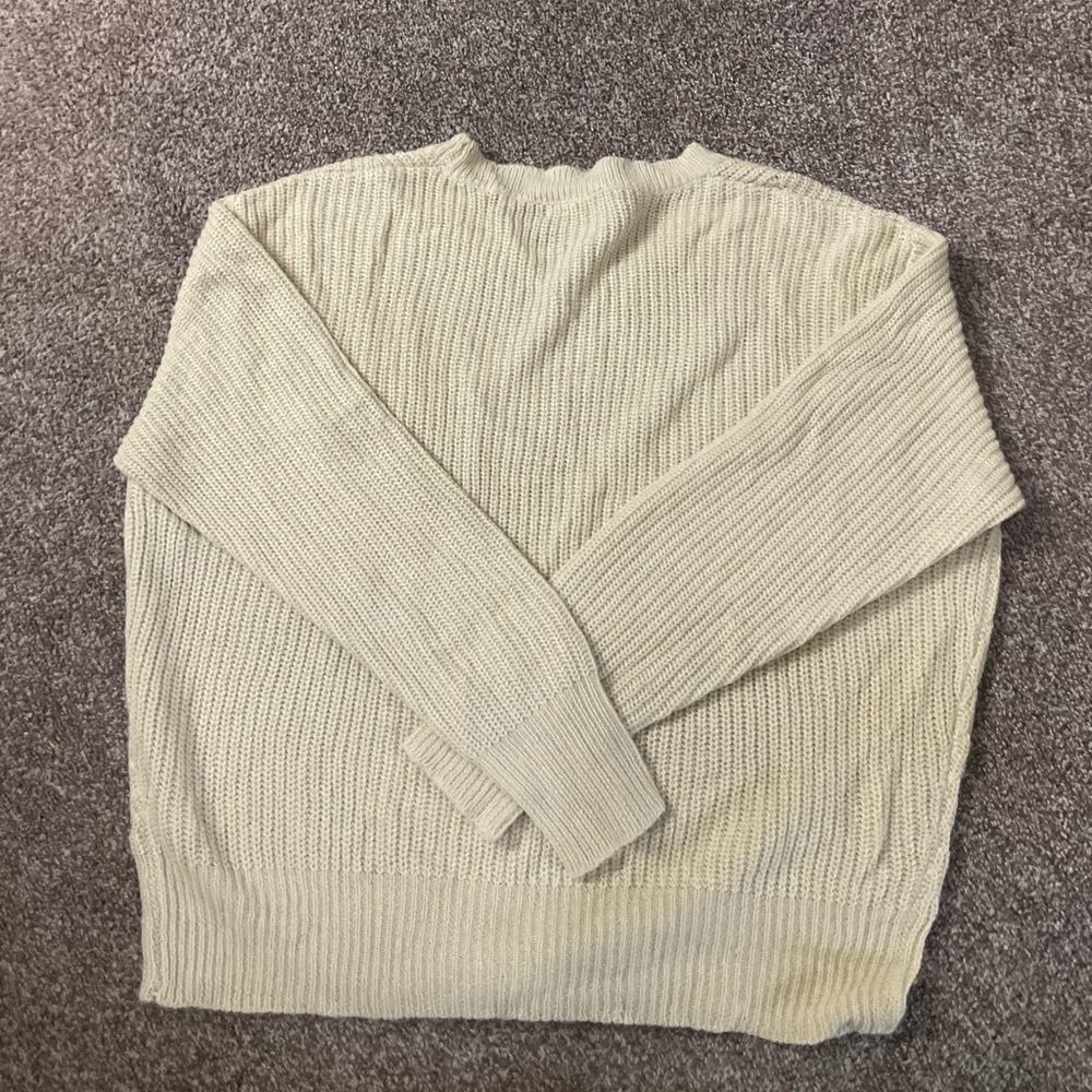 Sweater - Picture 4 of 4